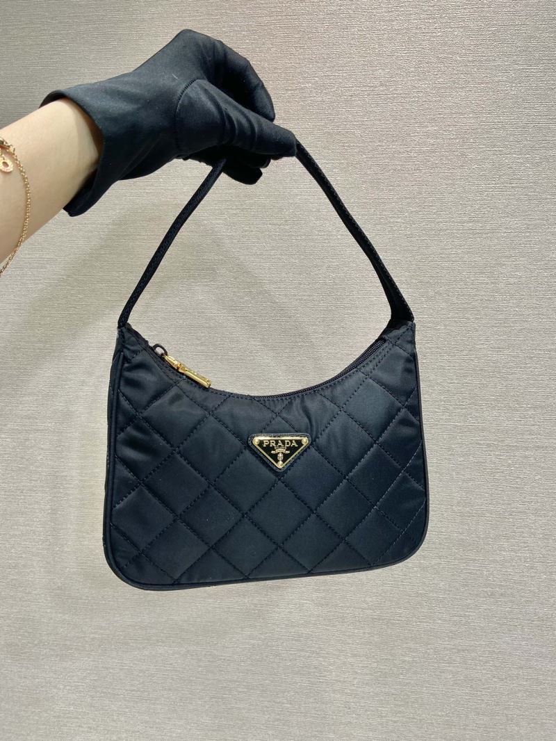 Pra*a hobo bags